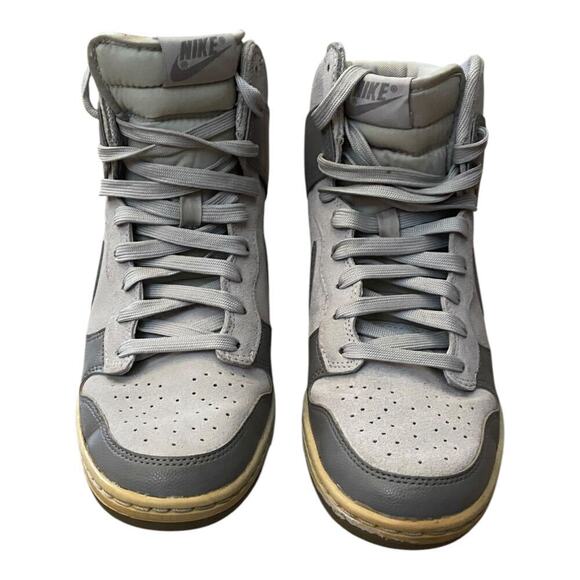 2013 Nike Dunk High Womens Gray Size US 8 Lace Up Athletic Wedge 52899-005 - Picture 11 of 12